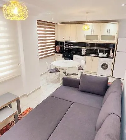 Appartement 1 *