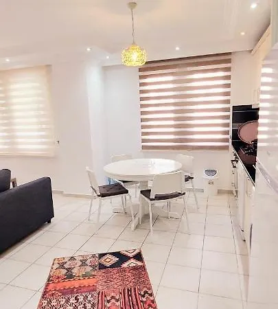 Appartement 1 *