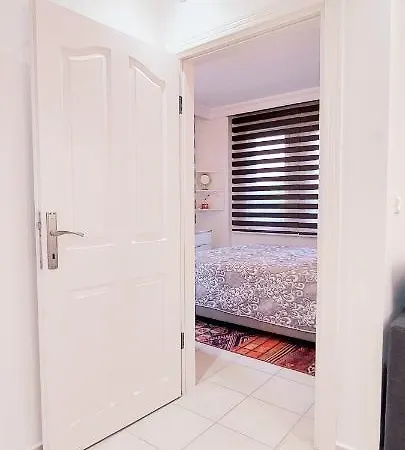 Appartement 1 *